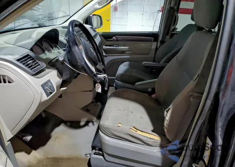 2011 Volkswagen Routan S z USA, uszkodzony, nr VIN 2V4RW4DG7BR717711